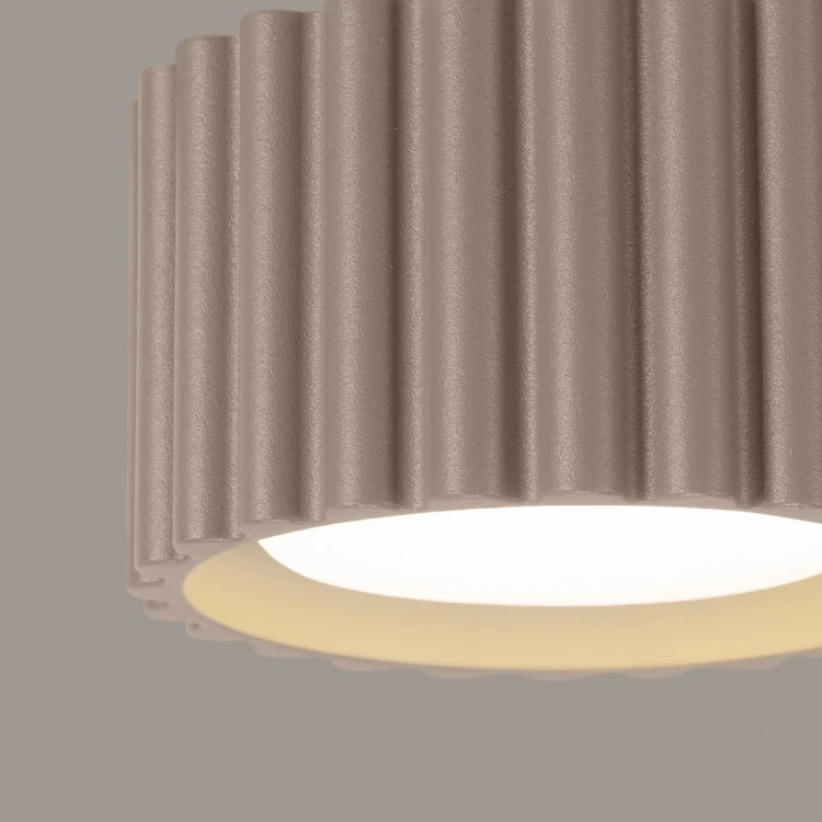 pol_pl_Plafon-AURA-1-taupe-Gx53-5659_7.webp