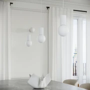 pol_pl_Lampa-biurkowa-HALO-biala-5355_3.webp