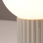 pol_pl_Lampa-biurkowa-HALO-bezowa-5357_9.webp