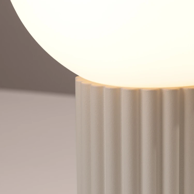 pol_pl_Lampa-biurkowa-HALO-bezowa-5357_9.webp