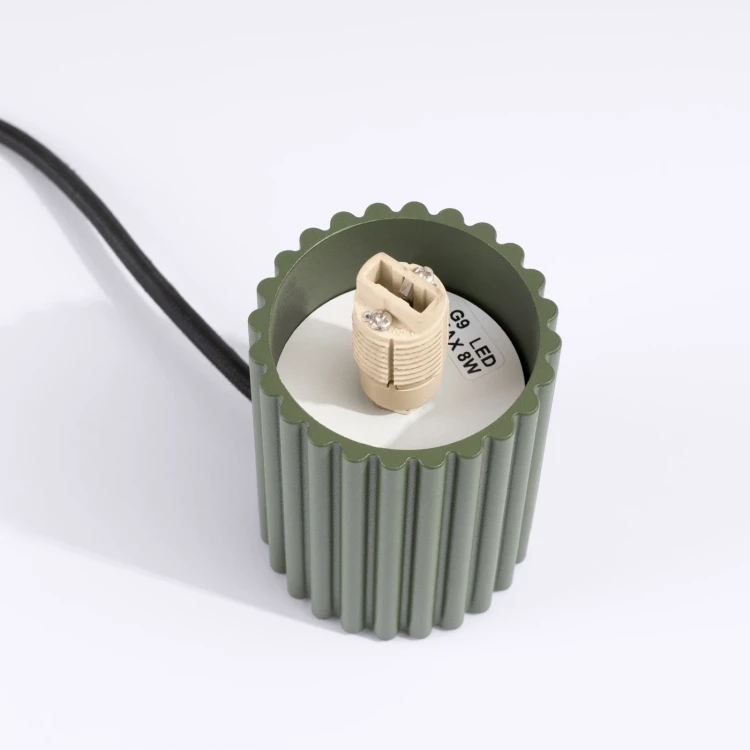 pol_pl_Lampa-biurkowa-HALO-zielona-oliwka-5358_10.webp